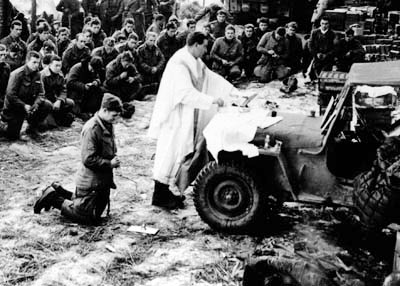 wwii chaplain400