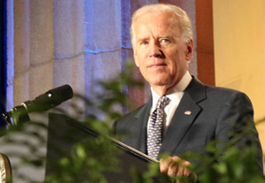 biden hispanic300