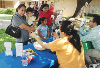 walmart hunger grant400