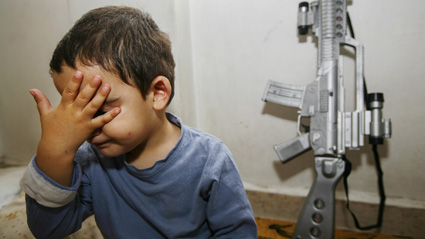 syrian children gun425