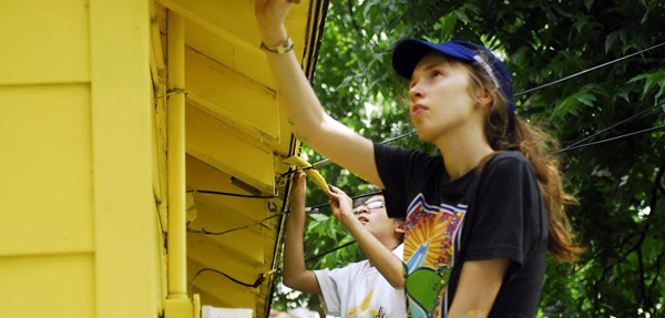 Students help West BOUNCE back