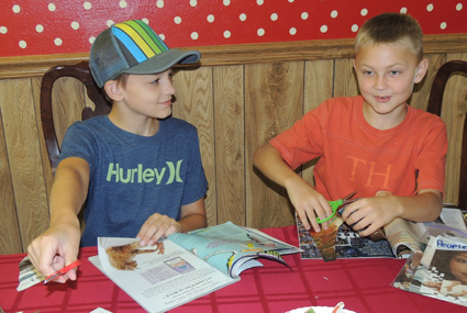 hospitality art boys425