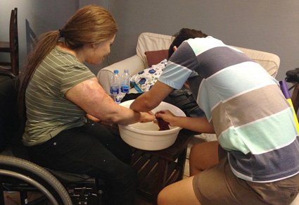 students thailand washing425