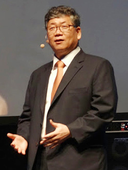 korean pastor250