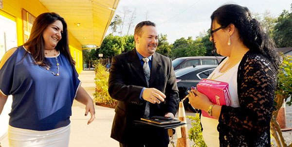 Networking two continents means bridge-building