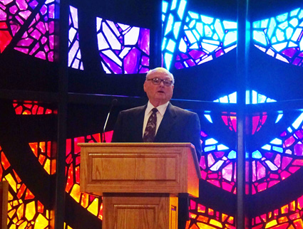 logsdon stained glass425