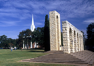 UMHB 300