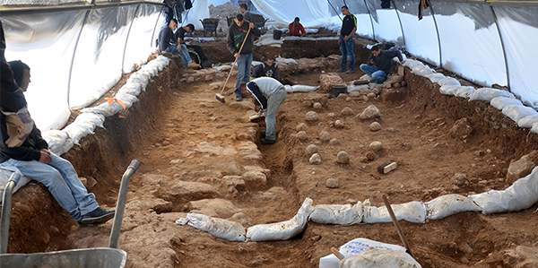 Archaeologists pinpoint site where Romans breached Jerusalem walls