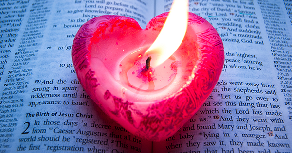 heart candle