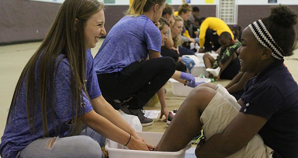 Around the State: ETBU students provide shoes; UMHB students join in Reaching Out
