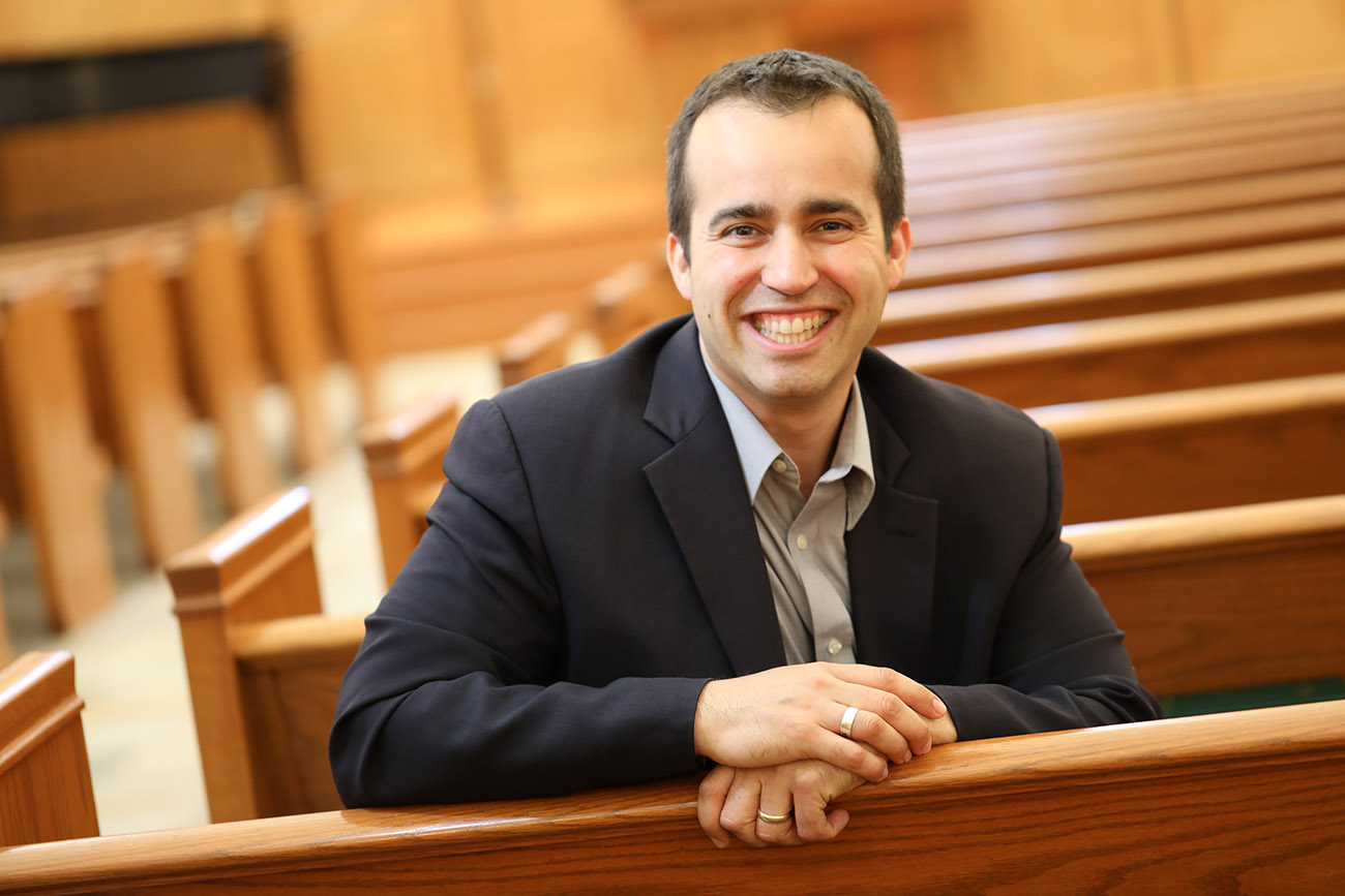 Alcántara hopes to make impact on Hispanic churches