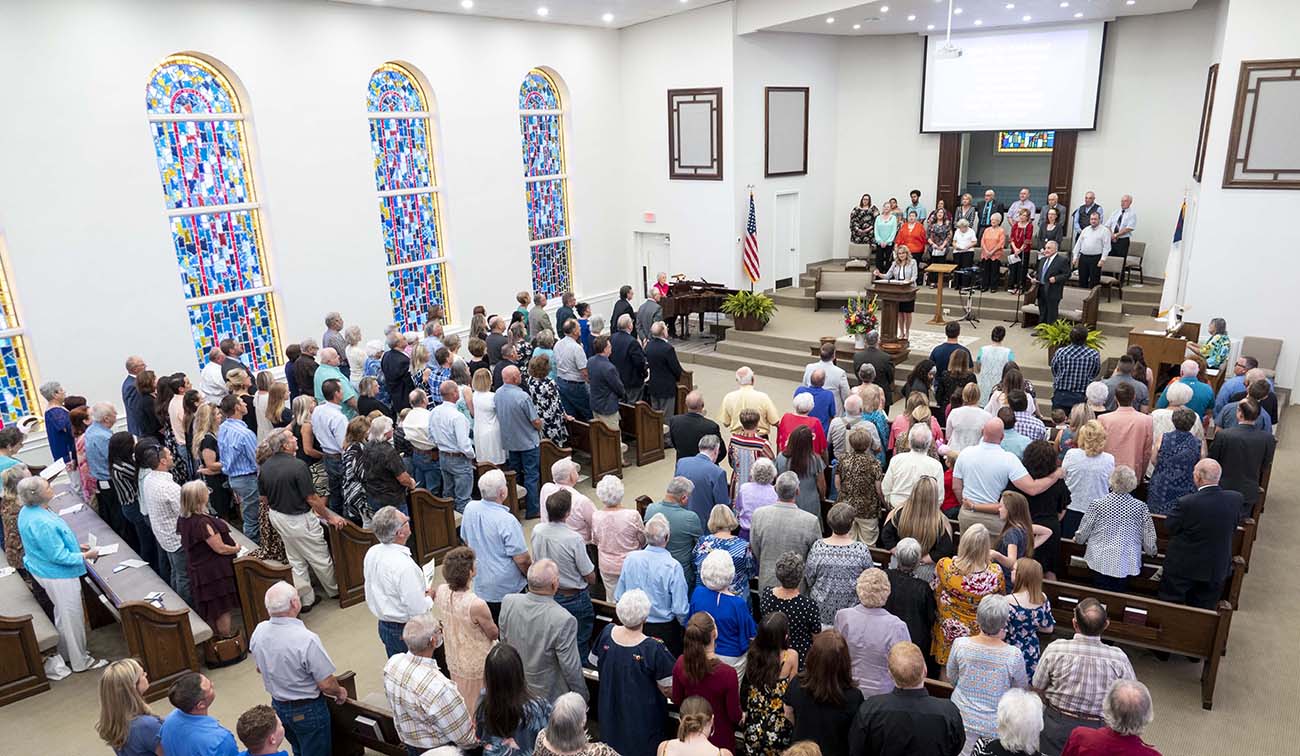 Refugio church dedicates building two years after hurricane